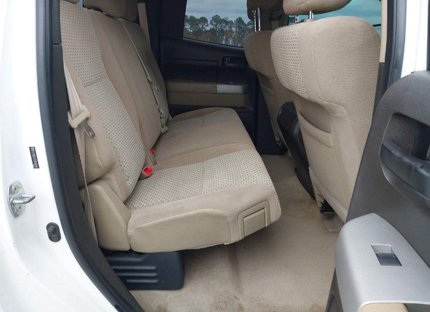 Photo 8 of 2009 Toyota Tundra SR5 5.7L V8 (VIN 5TFBW54179X084989)