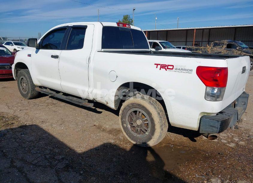 Photo 3 of 2009 Toyota Tundra GRADE 5.7L V8 (VIN 5TFBW54189X089652)