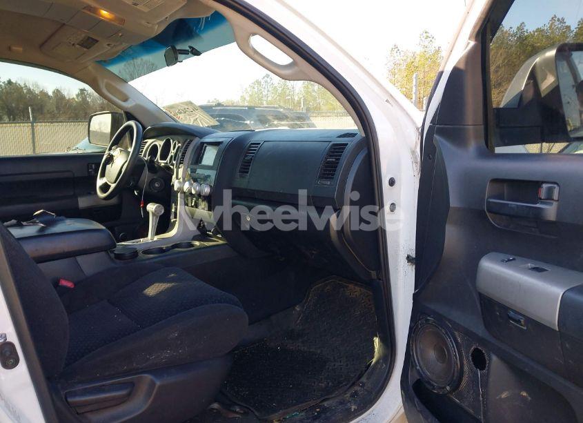 Photo 5 of 2009 Toyota Tundra GRADE 5.7L V8 (VIN 5TFBW54189X089652)