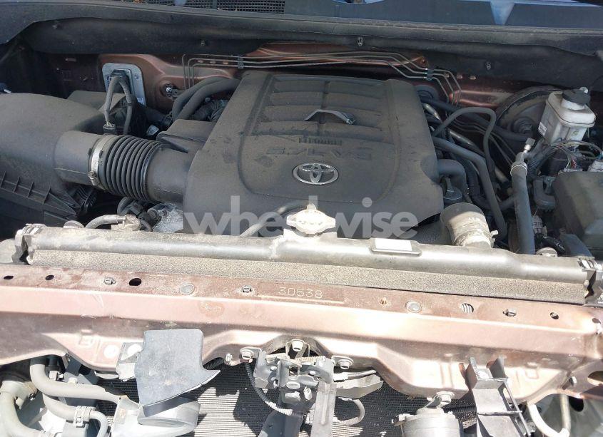 Photo 10 of 2016 Toyota Tundra LIMITED 5.7L V8 (VIN 5TFBW5F13GX566577)