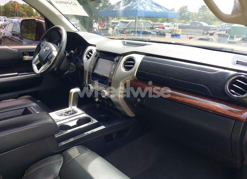 Photo 5 of 2016 Toyota Tundra LIMITED 5.7L V8 (VIN 5TFBW5F13GX566577)