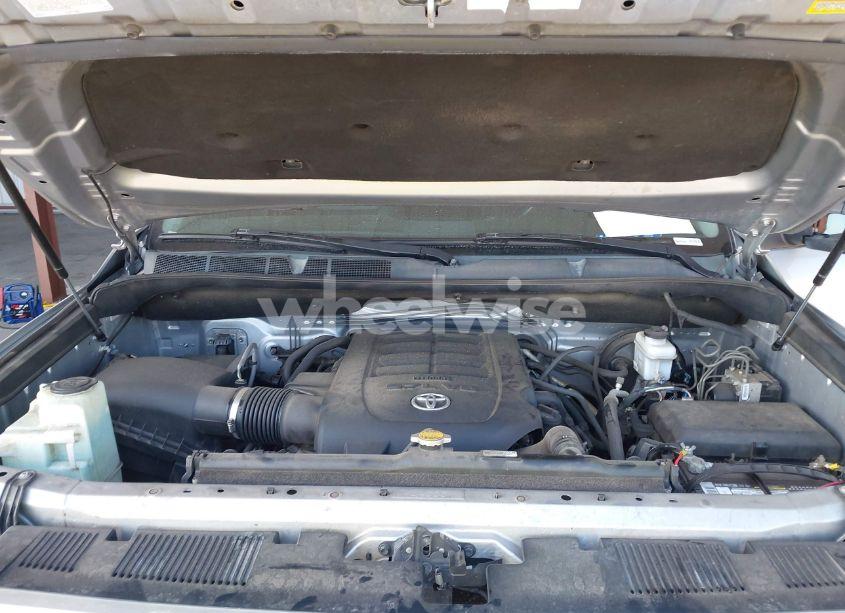 Photo 10 of 2015 Toyota Tundra LIMITED 5.7L V8 (VIN 5TFBW5F14FX424723)