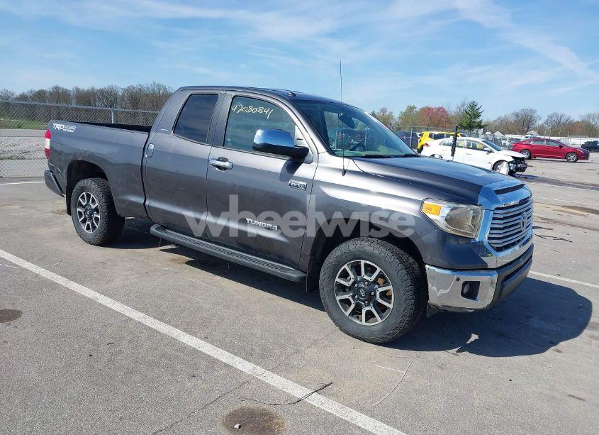 2016 Toyota Tundra LIMITED 5.7L V8 (VIN 5TFBW5F17GX503532) main photo