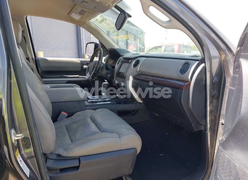 Photo 5 of 2016 Toyota Tundra LIMITED 5.7L V8 (VIN 5TFBW5F17GX503532)