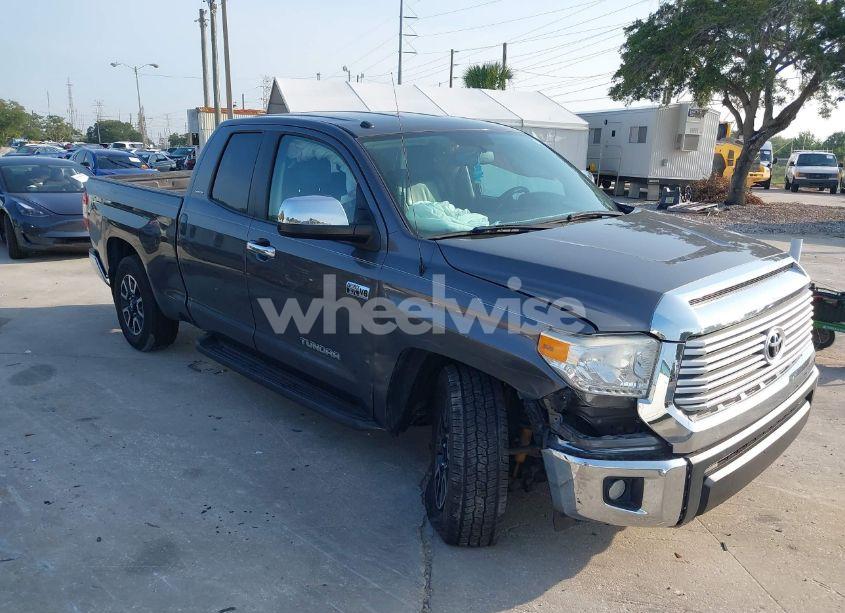 2017 Toyota Tundra LIMITED 5.7L V8 (VIN 5TFBW5F17HX612817) main photo