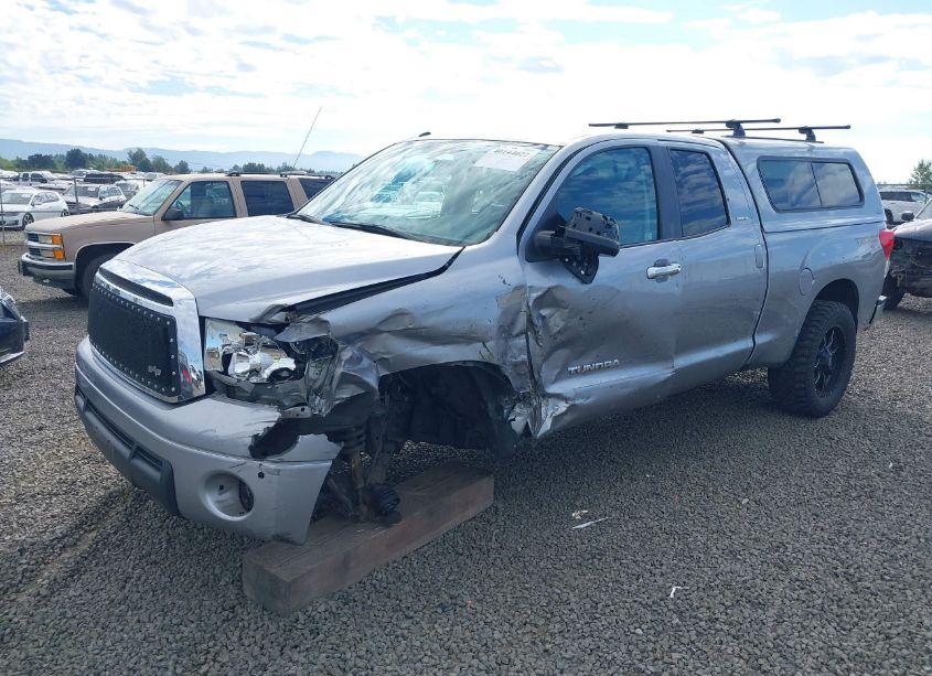 Photo 2 of 2012 Toyota Tundra LIMITED 5.7L V8 (VIN 5TFBY5F10CX241521)