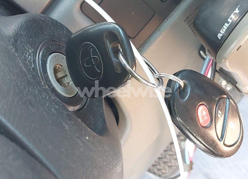 Photo 11 of 2011 Toyota Tundra LIMITED 5.7L V8 (VIN 5TFBY5F12BX205649)