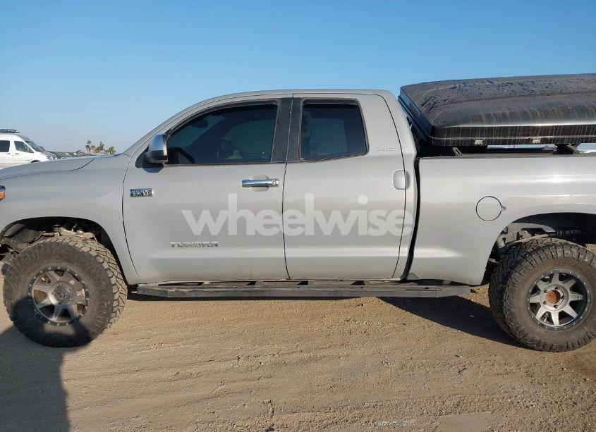 Photo 14 of 2018 Toyota Tundra LIMITED 5.7L V8 (VIN 5TFBY5F12JX722822)