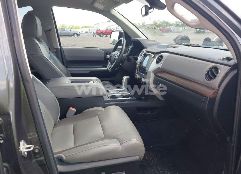 Photo 5 of 2021 Toyota Tundra LIMITED (VIN 5TFBY5F12MX959895)