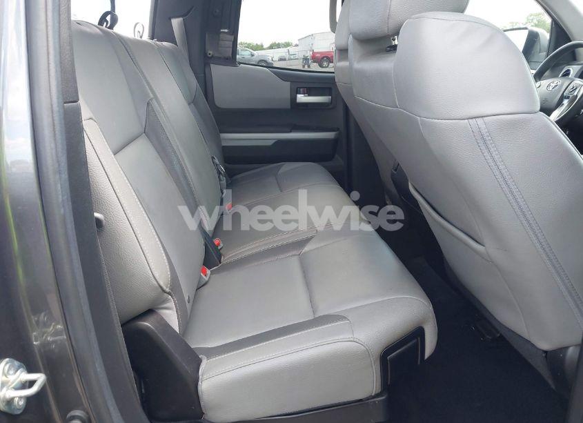 Photo 8 of 2021 Toyota Tundra LIMITED (VIN 5TFBY5F12MX959895)