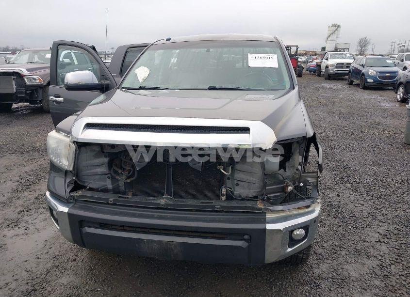 Photo 13 of 2014 Toyota Tundra LIMITED 5.7L V8 (VIN 5TFBY5F15EX358143)