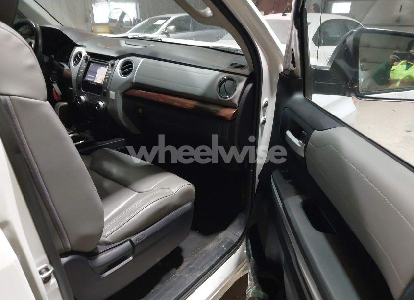 Photo 5 of 2015 Toyota Tundra LIMITED 5.7L V8 (VIN 5TFBY5F18FX455404)