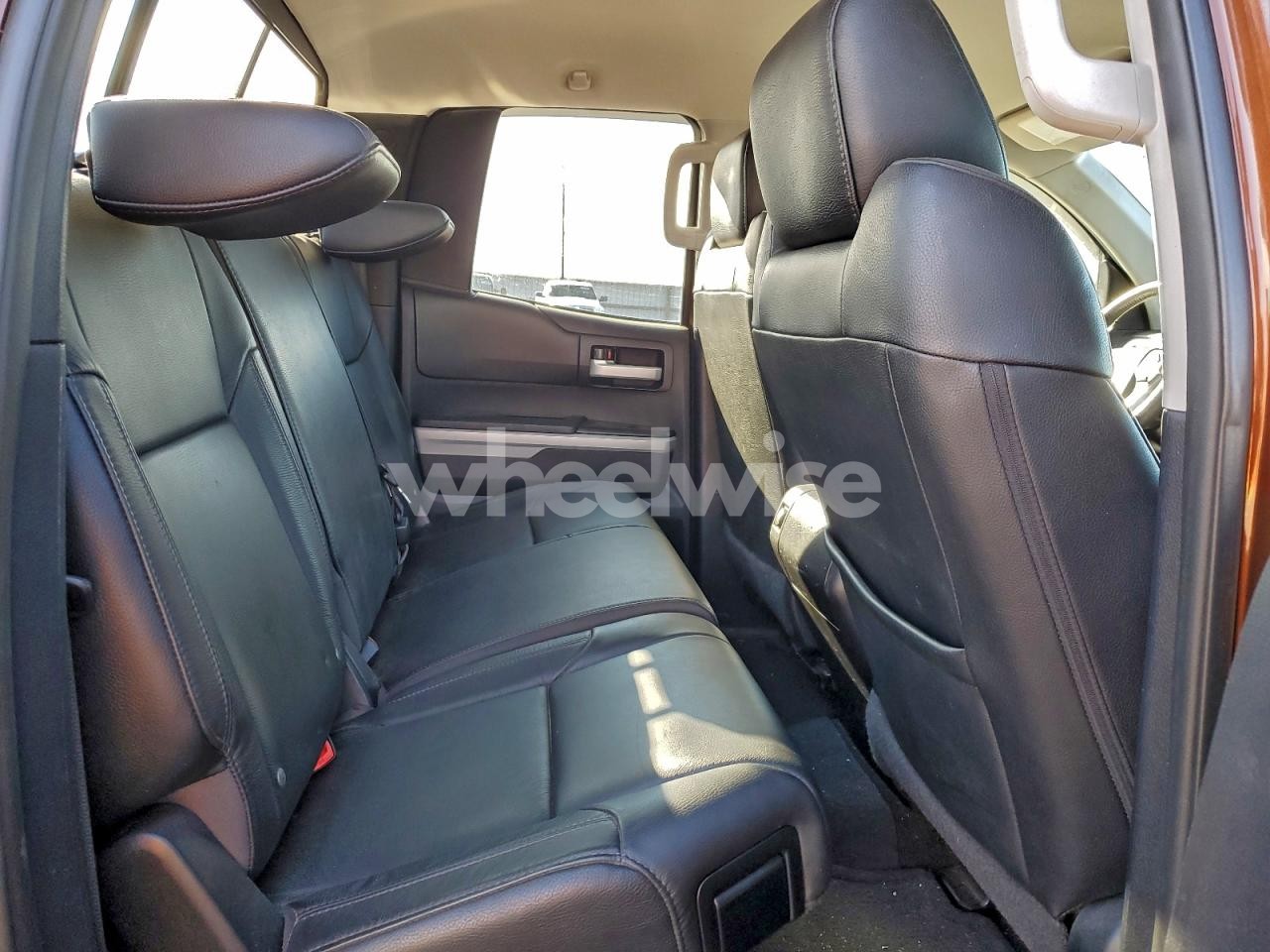 Photo 10 of 2015 TOYOTA TUNDRA DOUBLE CAB LIMITED (VIN 5TFBY5F19FX443990)