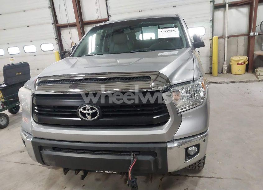 Photo 12 of 2016 Toyota Tundra LIMITED 5.7L V8 (VIN 5TFBY5F1XGX526622)