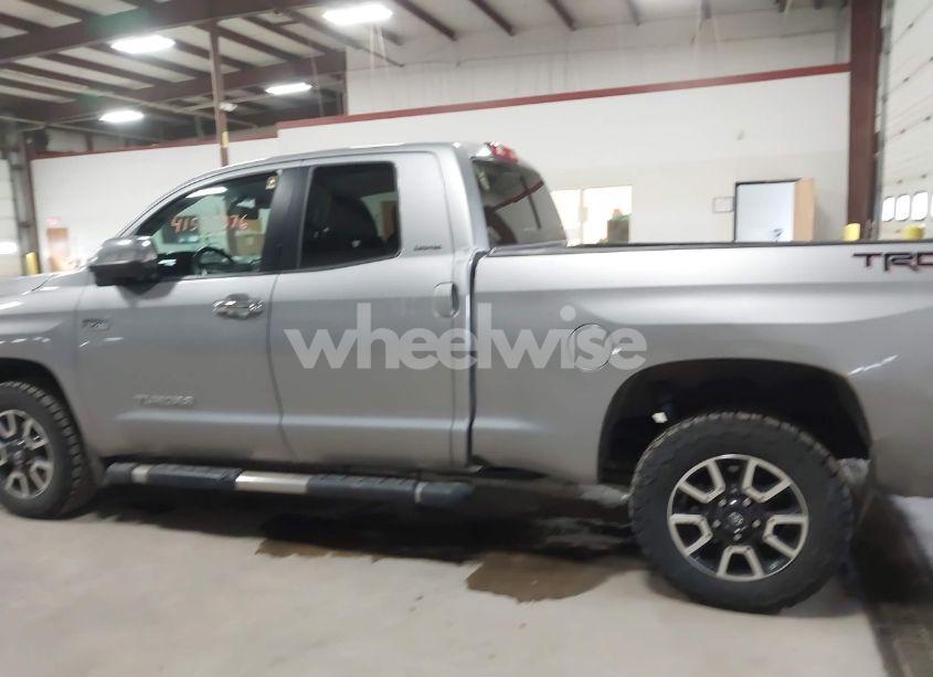 Photo 14 of 2016 Toyota Tundra LIMITED 5.7L V8 (VIN 5TFBY5F1XGX526622)