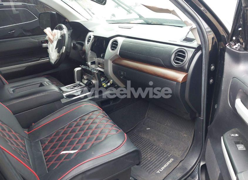 Photo 5 of 2020 Toyota Tundra LIMITED (VIN 5TFBY5F1XLX876262)