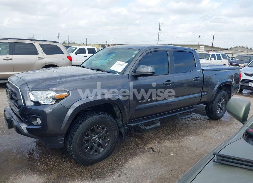 Photo 14 of 2020 Toyota Tacoma SR5 V6 (VIN 5TFBZ5DN3LX005075)