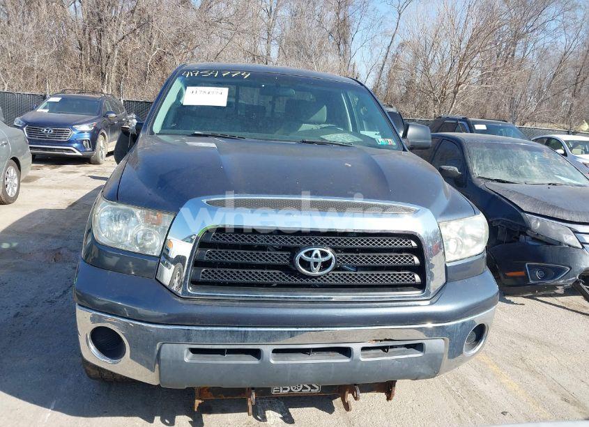 Photo 12 of 2007 Toyota Tundra SR5 5.7L V8 (VIN 5TFCV54127X001666)