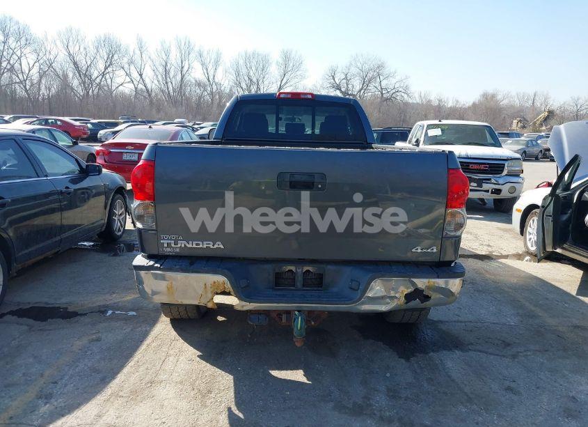 Photo 16 of 2007 Toyota Tundra SR5 5.7L V8 (VIN 5TFCV54127X001666)