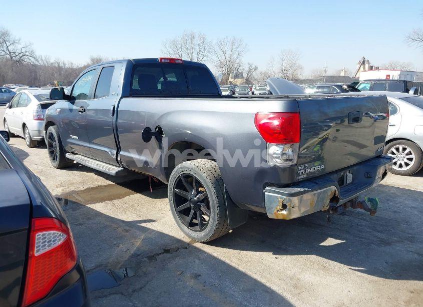 Photo 3 of 2007 Toyota Tundra SR5 5.7L V8 (VIN 5TFCV54127X001666)