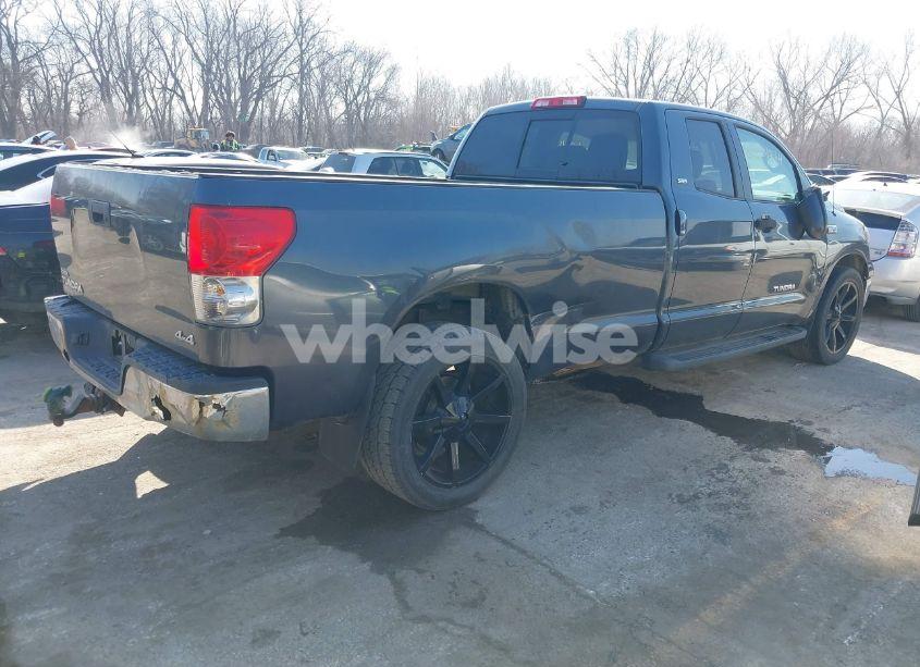 Photo 4 of 2007 Toyota Tundra SR5 5.7L V8 (VIN 5TFCV54127X001666)