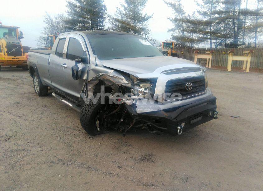2007 Toyota Tundra SR5 5.7L V8 (VIN 5TFCV54137X002048) main photo