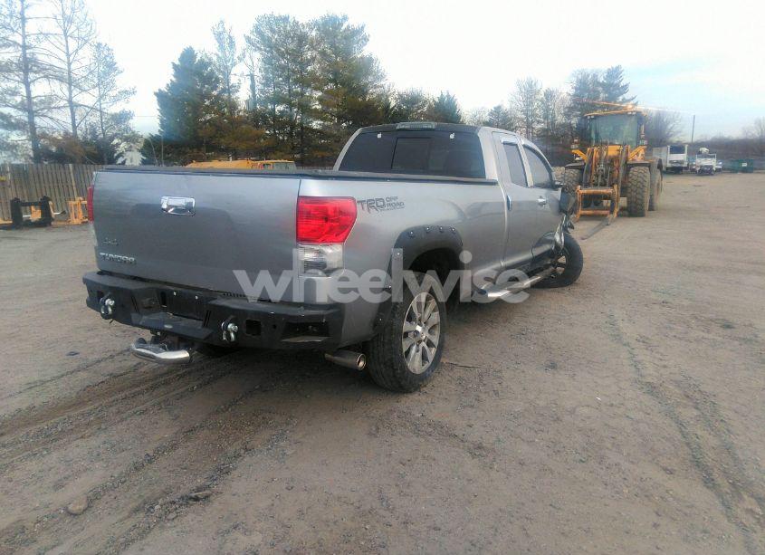 Photo 4 of 2007 Toyota Tundra SR5 5.7L V8 (VIN 5TFCV54137X002048)