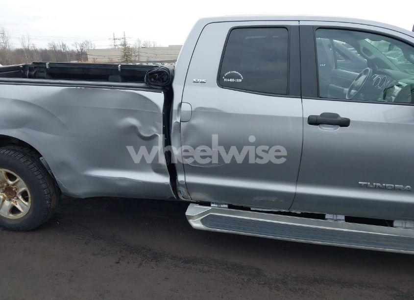 Photo 18 of 2007 Toyota Tundra SR5 5.7L V8 (VIN 5TFCV54147X002768)