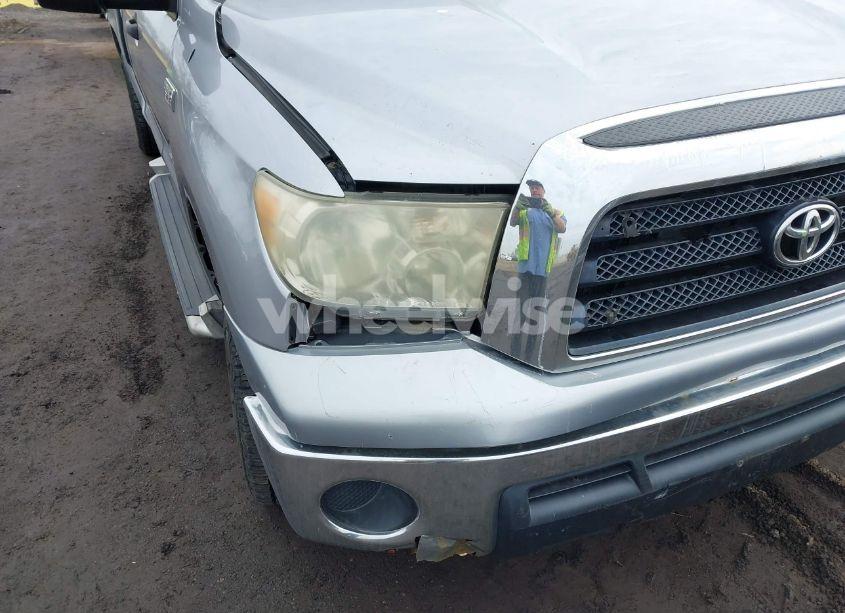 Photo 19 of 2007 Toyota Tundra SR5 5.7L V8 (VIN 5TFCV54147X002768)