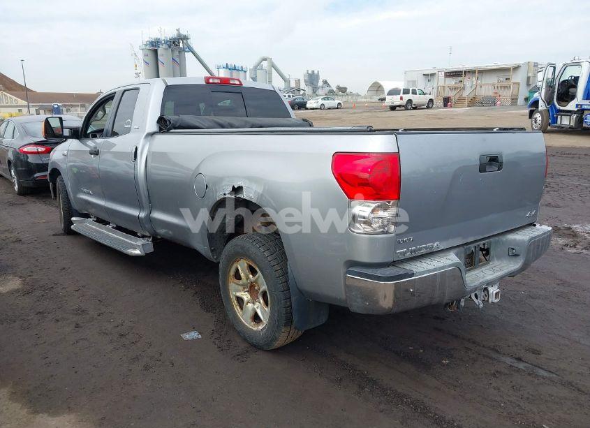 Photo 3 of 2007 Toyota Tundra SR5 5.7L V8 (VIN 5TFCV54147X002768)