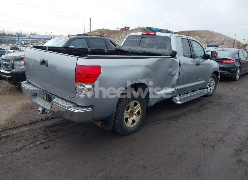 Photo 4 of 2007 Toyota Tundra SR5 5.7L V8 (VIN 5TFCV54147X002768)