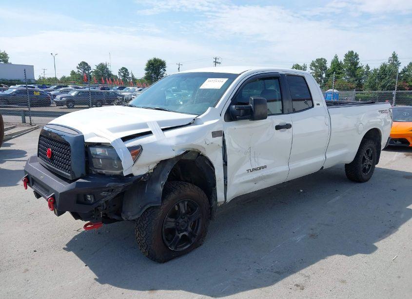 Photo 2 of 2008 Toyota Tundra SR5 5.7L V8 (VIN 5TFCV54178X006654)