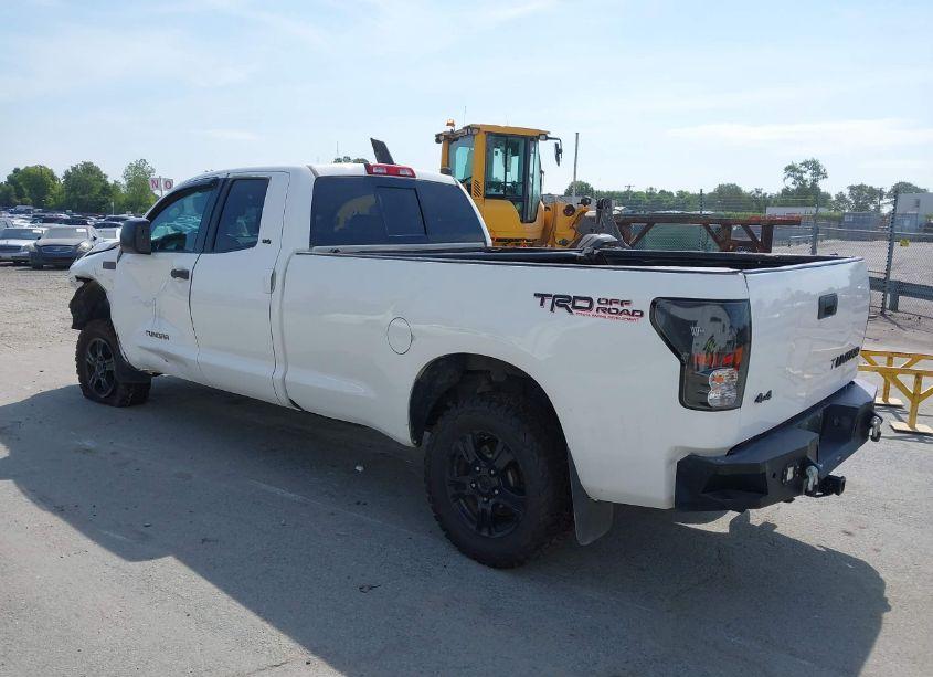 Photo 3 of 2008 Toyota Tundra SR5 5.7L V8 (VIN 5TFCV54178X006654)