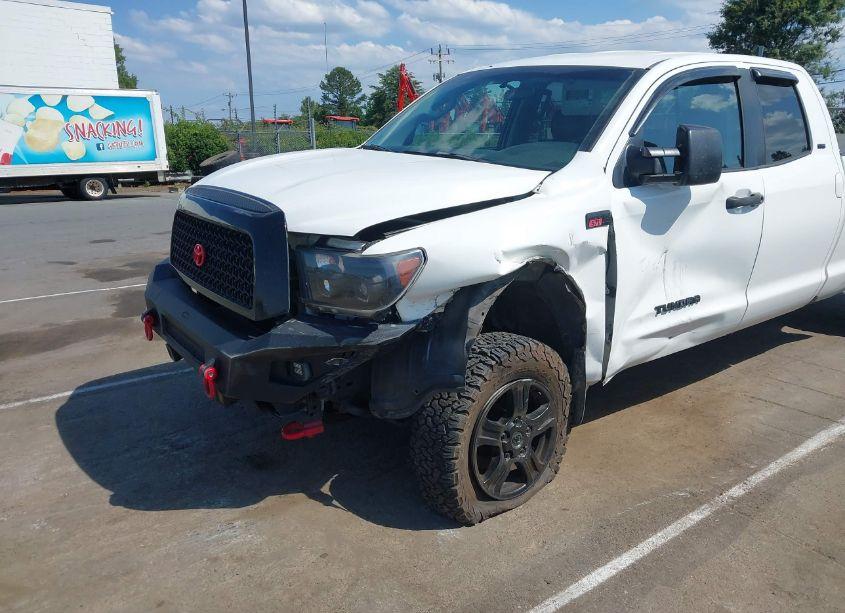 Photo 6 of 2008 Toyota Tundra SR5 5.7L V8 (VIN 5TFCV54178X006654)
