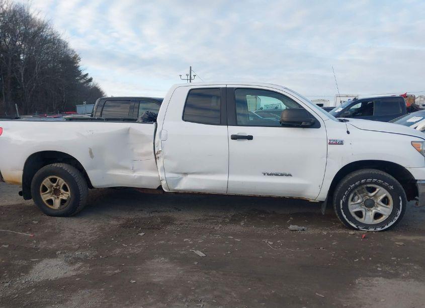 Photo 13 of 2008 Toyota Tundra BASE 5.7L V8 (VIN 5TFCV54178X006928)