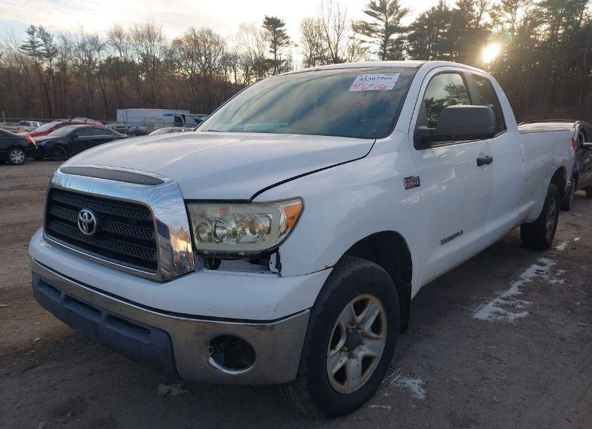 Photo 2 of 2008 Toyota Tundra BASE 5.7L V8 (VIN 5TFCV54178X006928)