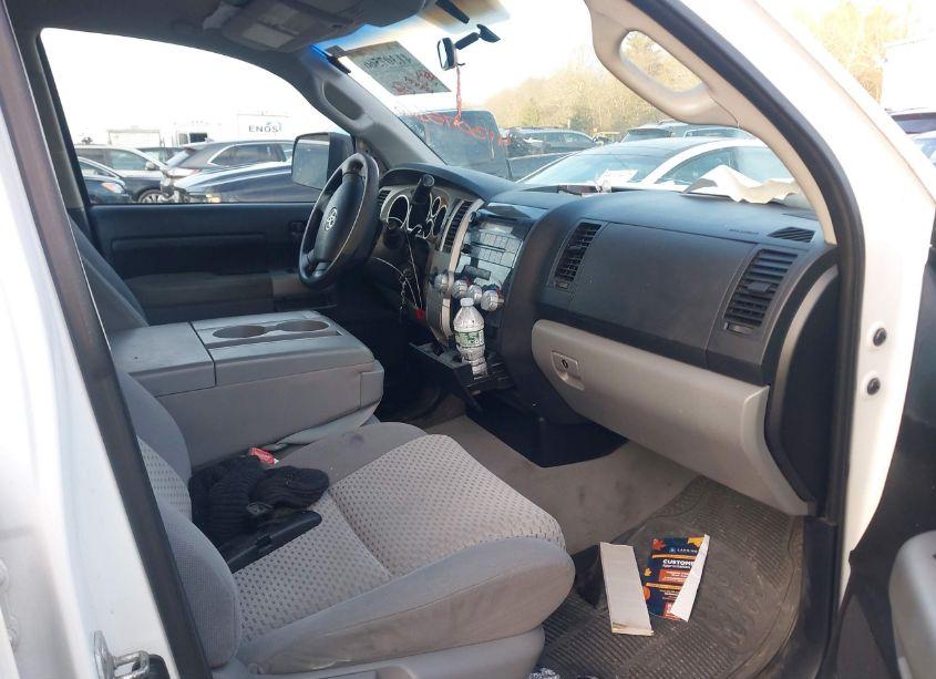 Photo 5 of 2008 Toyota Tundra BASE 5.7L V8 (VIN 5TFCV54178X006928)