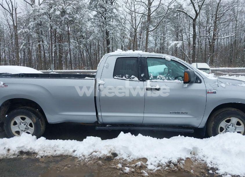 Photo 13 of 2008 Toyota Tundra BASE 5.7L V8 (VIN 5TFCV54178X008419)