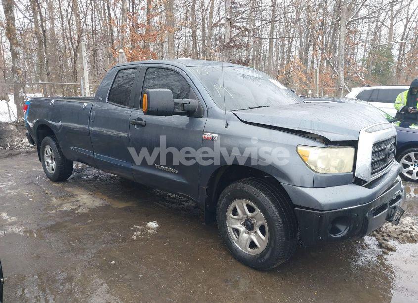 2008 Toyota Tundra SR5 5.7L V8 (VIN 5TFCV54188X005786) main photo