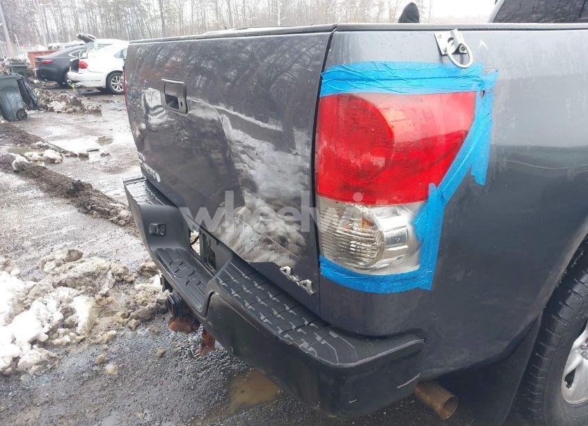 Photo 17 of 2008 Toyota Tundra SR5 5.7L V8 (VIN 5TFCV54188X005786)