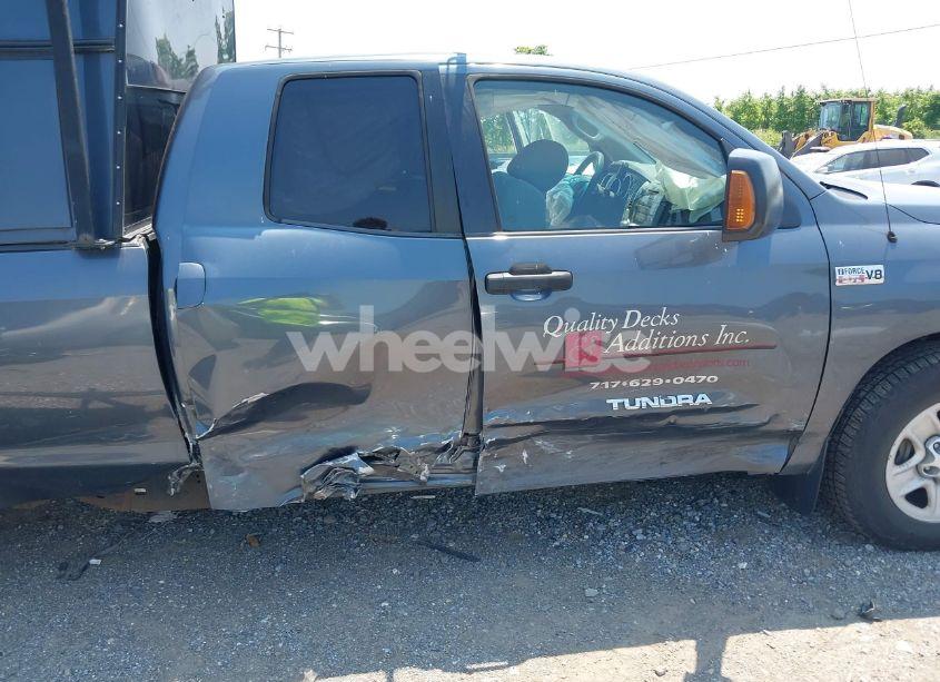 Photo 6 of 2008 Toyota Tundra BASE 5.7L V8 (VIN 5TFCV54198X005988)