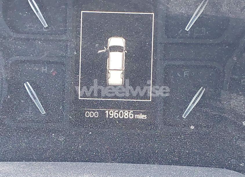 Photo 15 of 2018 Toyota Tundra SR 5.7L V8 (VIN 5TFCW5F10JX022386)