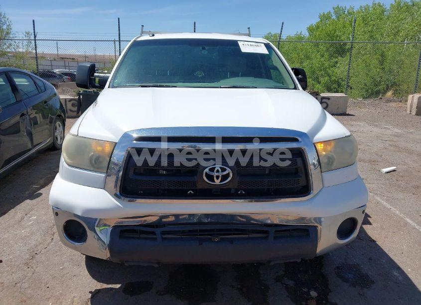 Photo 12 of 2010 Toyota Tundra GRADE 5.7L V8 (VIN 5TFCW5F19AX010964)