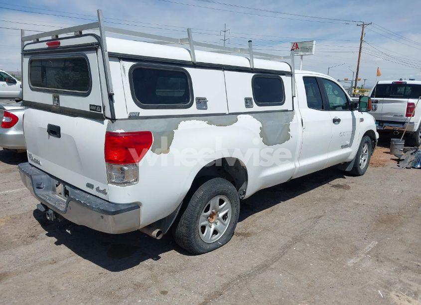 Photo 4 of 2010 Toyota Tundra GRADE 5.7L V8 (VIN 5TFCW5F19AX010964)
