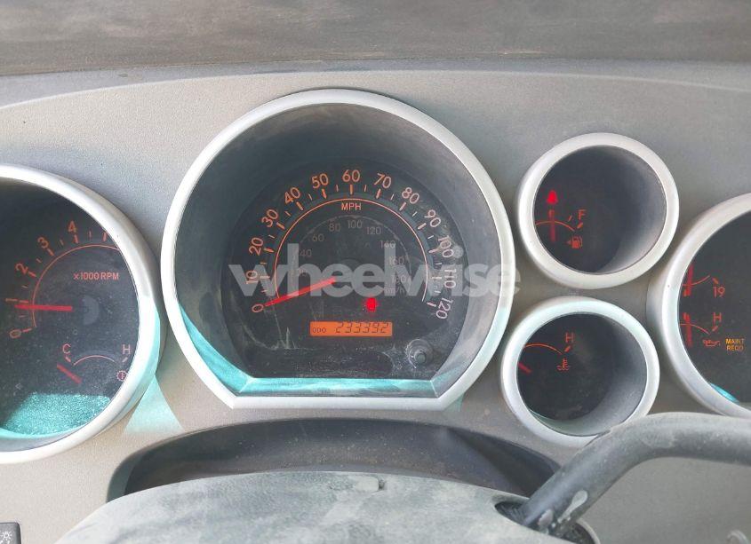 Photo 7 of 2010 Toyota Tundra GRADE 5.7L V8 (VIN 5TFCW5F19AX010964)