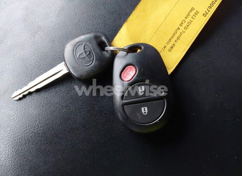 Photo 11 of 2012 Toyota Tundra SR5 5.7L V8 (VIN 5TFCY5F10CX013703)