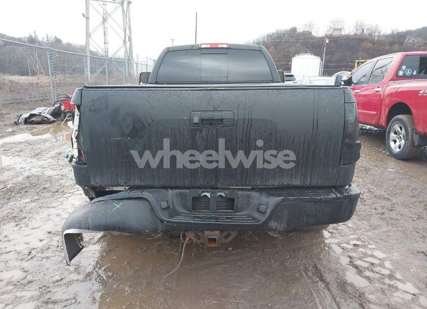 Photo 16 of 2012 Toyota Tundra SR5 5.7L V8 (VIN 5TFCY5F10CX013703)