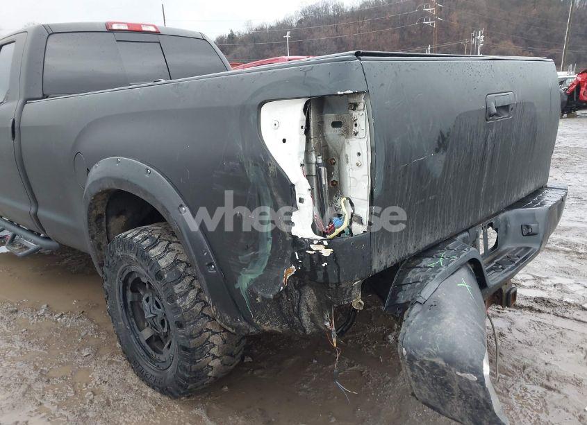 Photo 6 of 2012 Toyota Tundra SR5 5.7L V8 (VIN 5TFCY5F10CX013703)