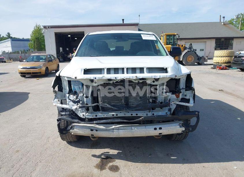 Photo 12 of 2020 Toyota Tundra SR (VIN 5TFCY5F12LX025917)