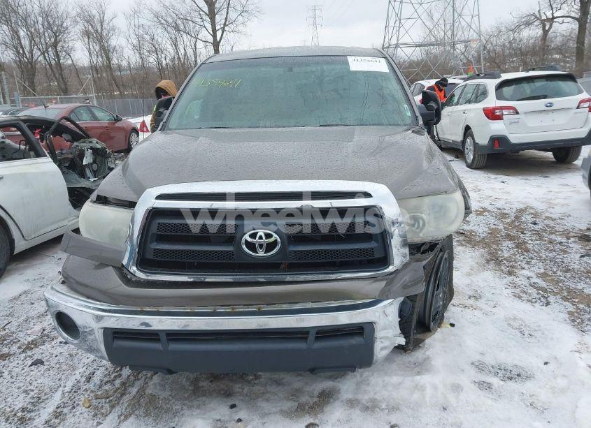 Photo 12 of 2010 Toyota Tundra GRADE 5.7L V8 (VIN 5TFCY5F13AX009786)